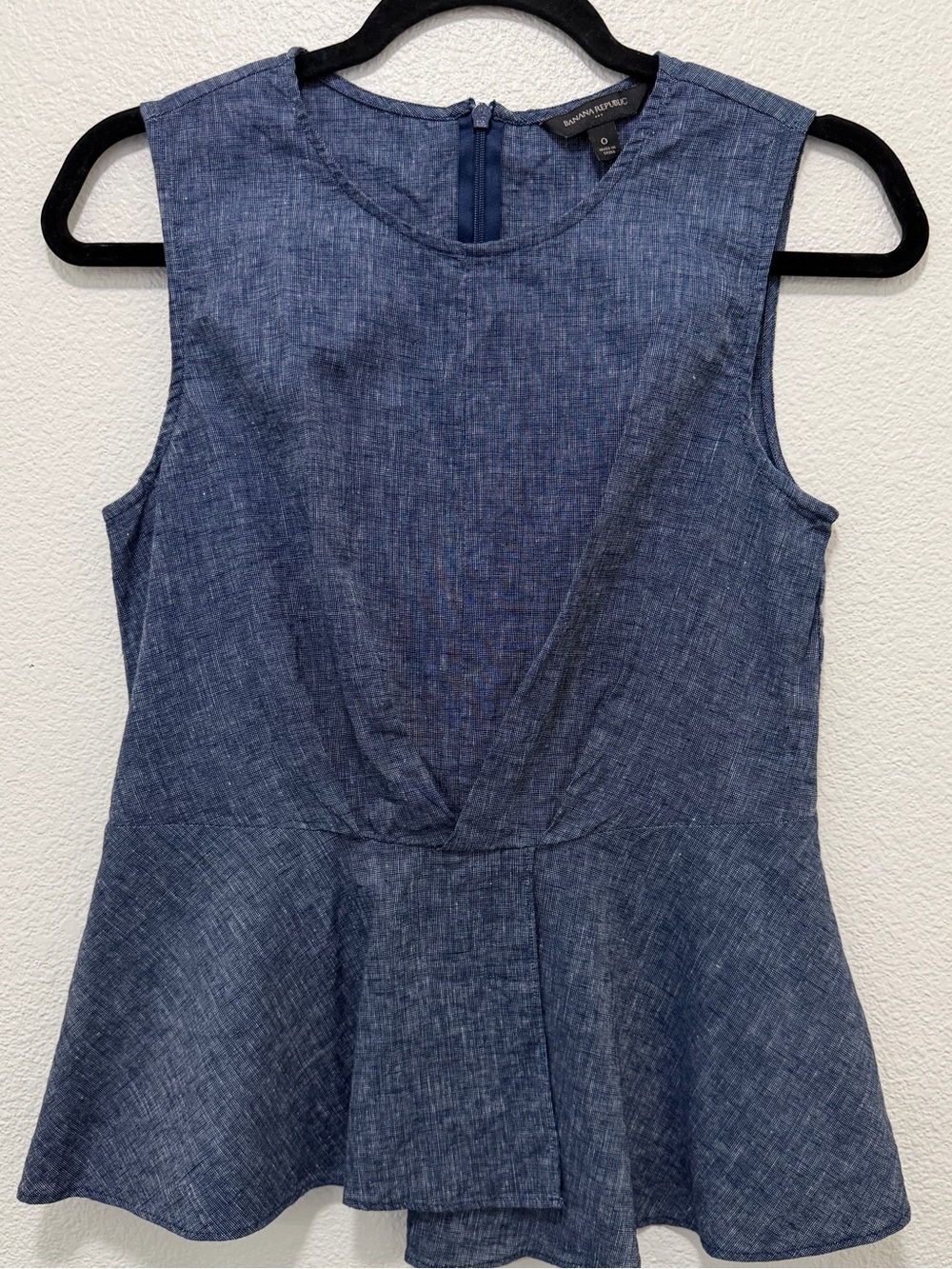 Banana Republic navy sleeveless top, asymmetric ruffle hem, size 0
